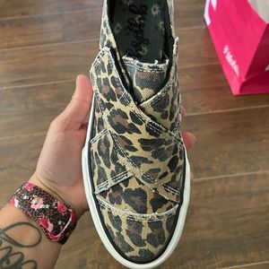 Gypsy Jazz Leopard Sneakers